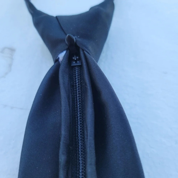 George Accessories Polyester Black Pattern Always-Tied Zip Mens Tie - Picture 4 of 9